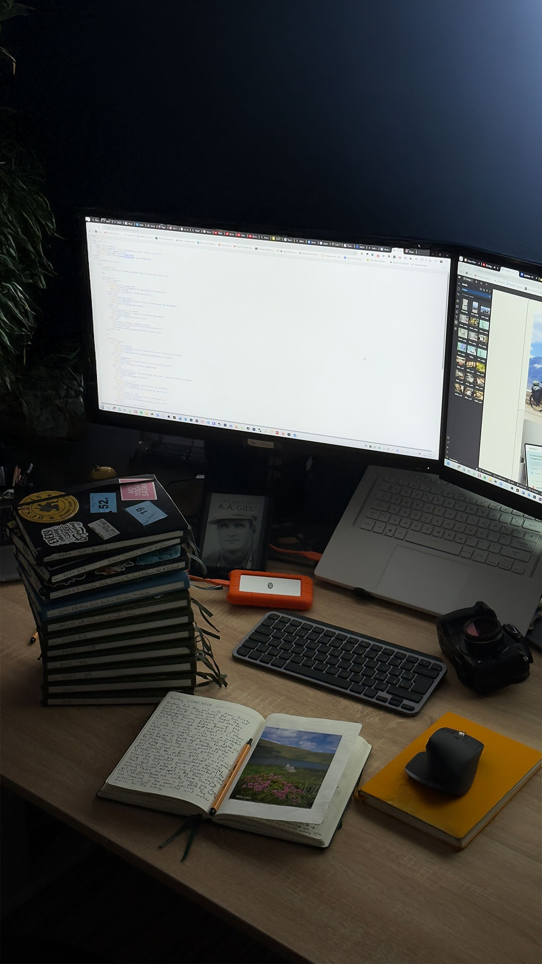 image of courier in uniform